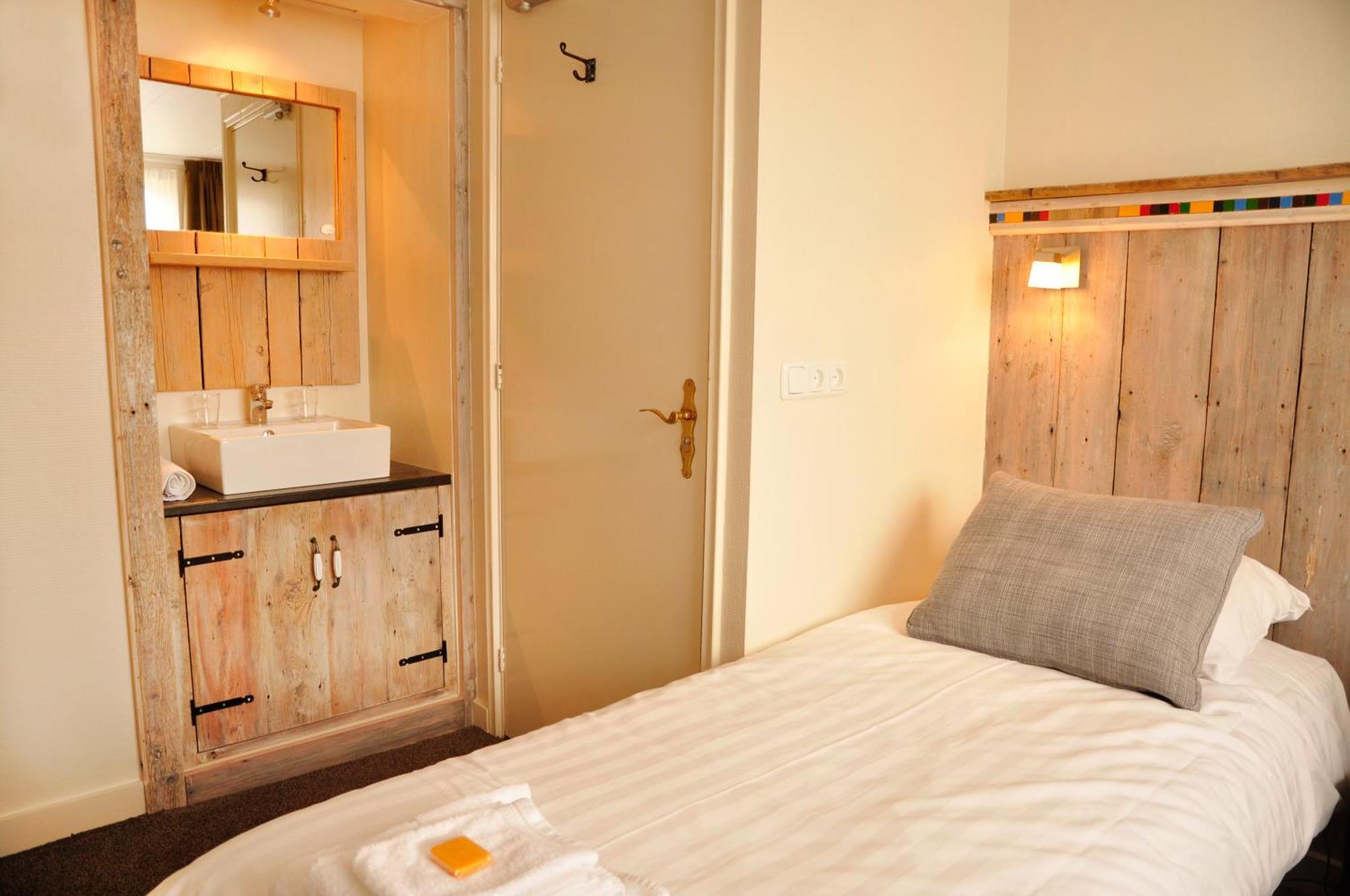 B&B De Wadvaarder Midsland Pokoj fotografie