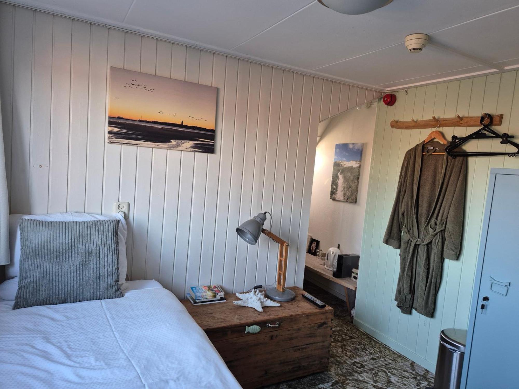 B&B De Wadvaarder Midsland Exteriér fotografie